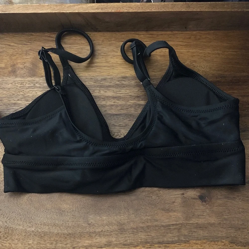 aerie Black Wireless Sports Bralette